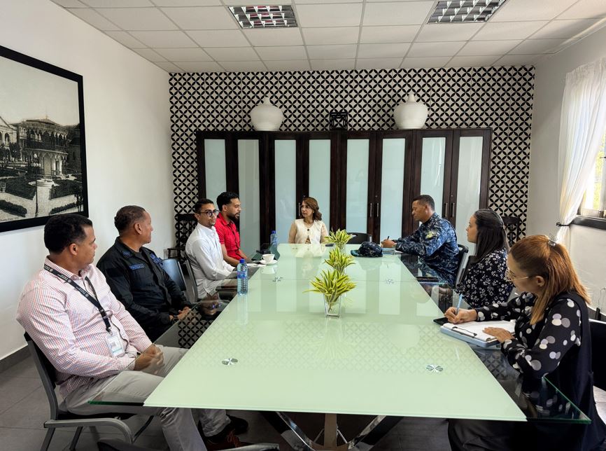 Gobernadora Provincial sostiene reunión de coordinación para abordar situación de niños en condición de calle