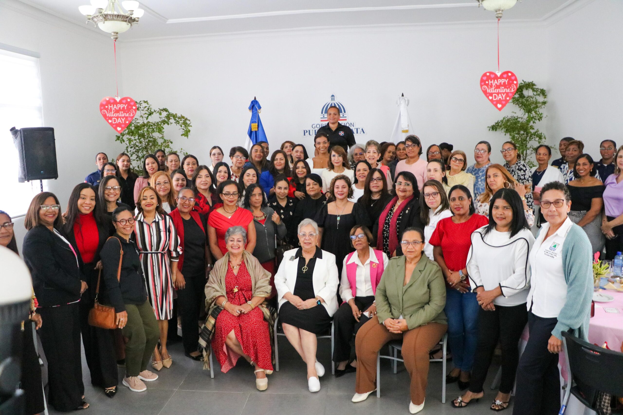 Gobernadora Claritza Rochtte participa en Consulta Nacional sobre la Condición Social y Jurídica de las Mujeres