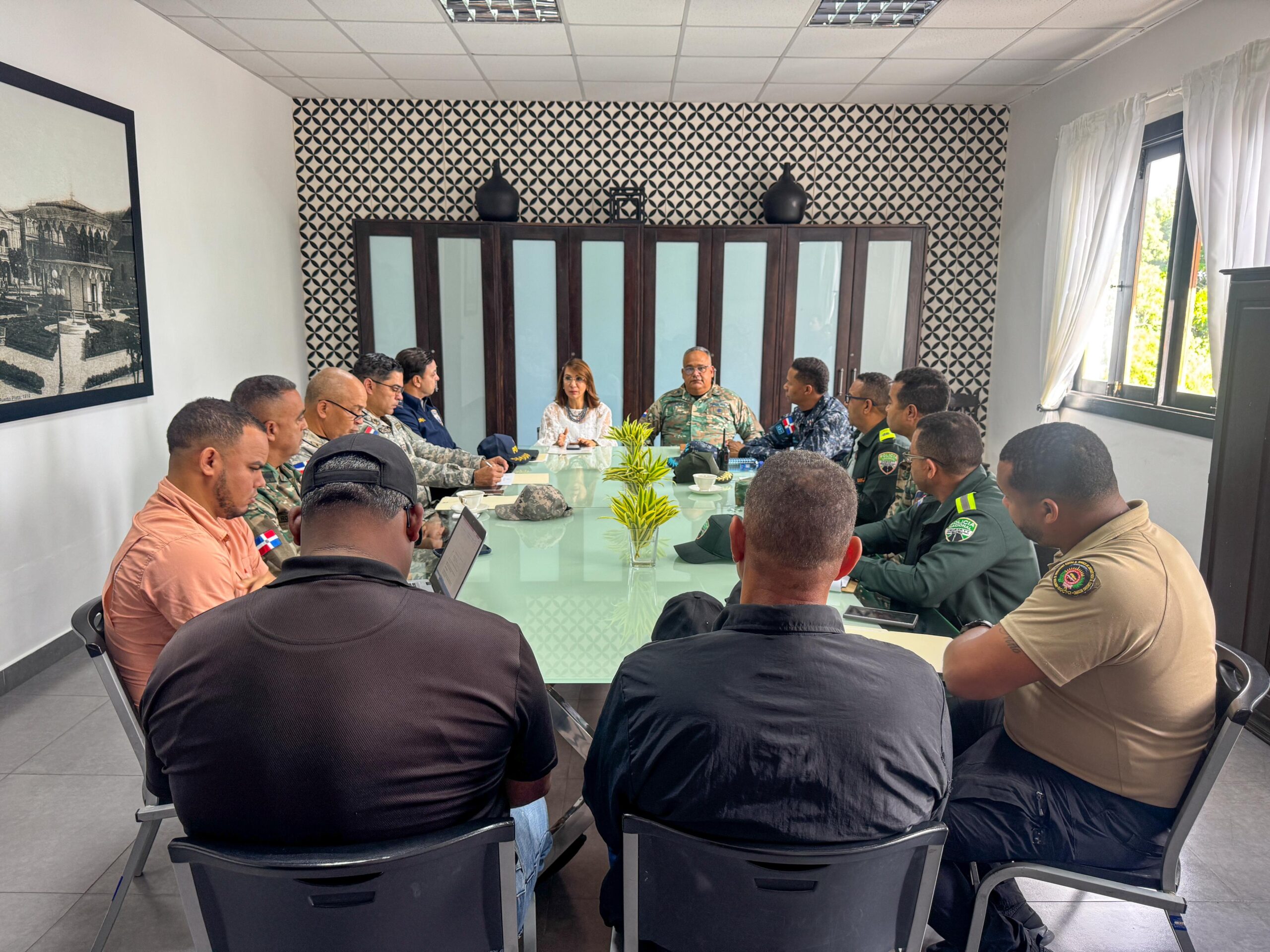 Mesa de Seguridad impulsa medidas estratégicas para la convivencia ciudadana en Puerto Plata