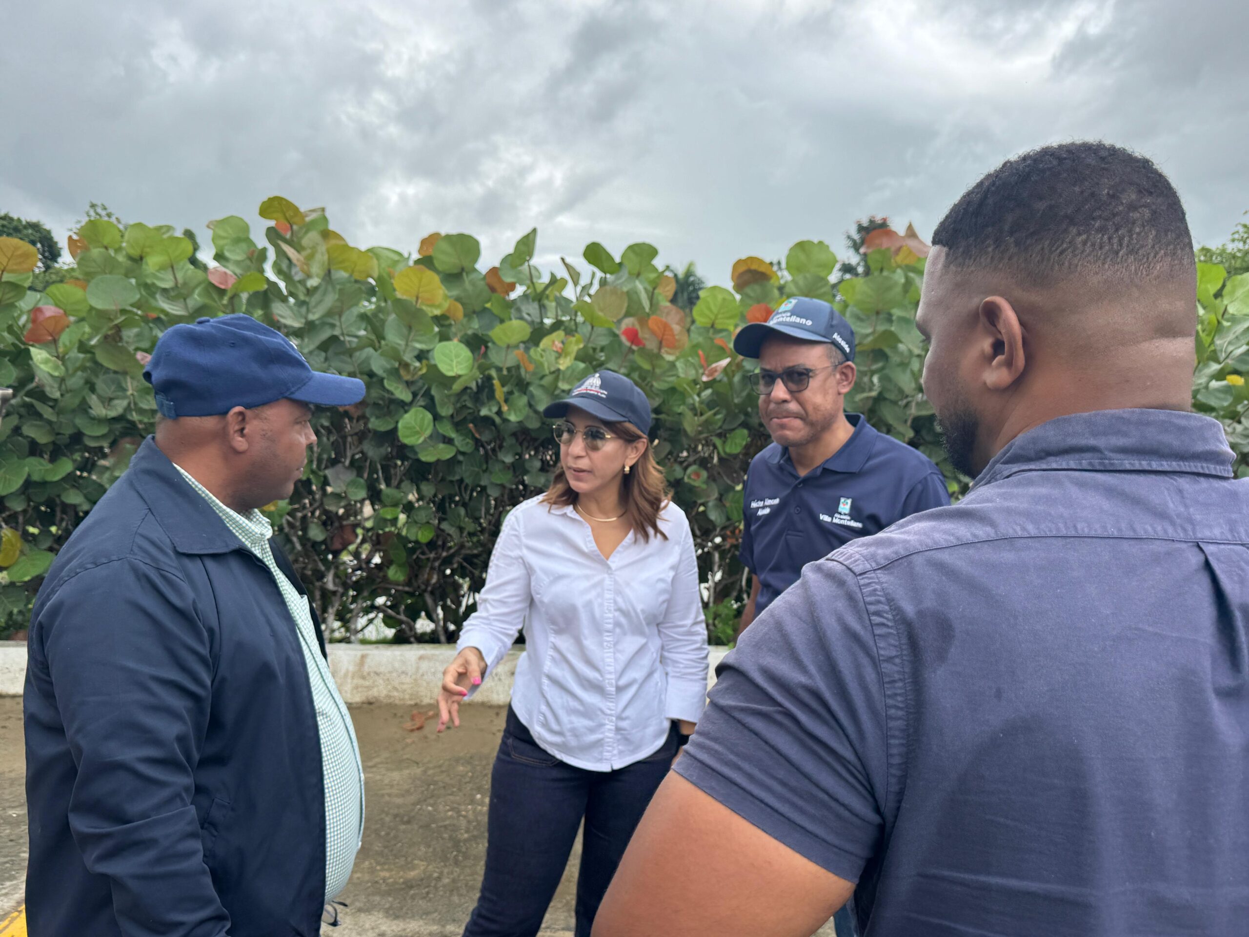Gobernación Provincial brinda apoyo a familias afectadas por lluvias en Montellano