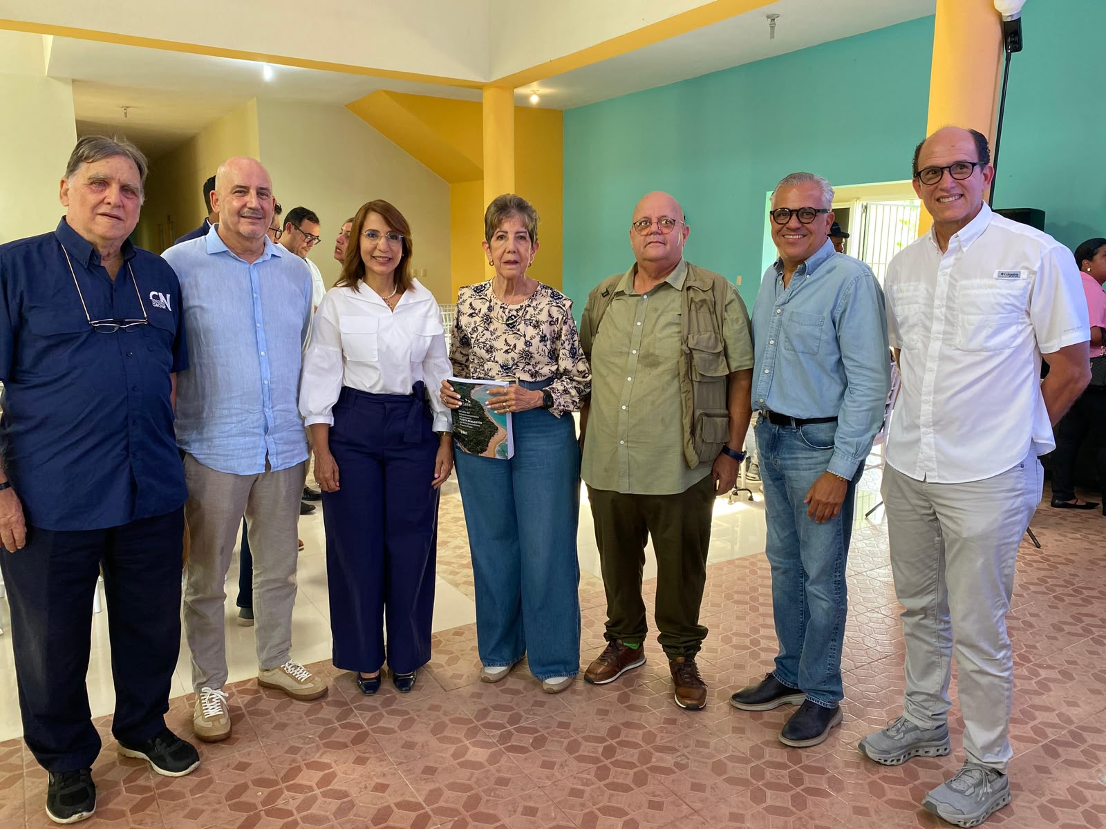 Presentan estudio que destaca el impacto económico del Proyecto Punta Bergantín en Villa Montellano